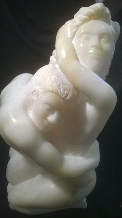 sculpture-figuratif-la-danse-d-albatre