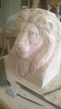 sculpture-figuratif-lion-de-savonniere